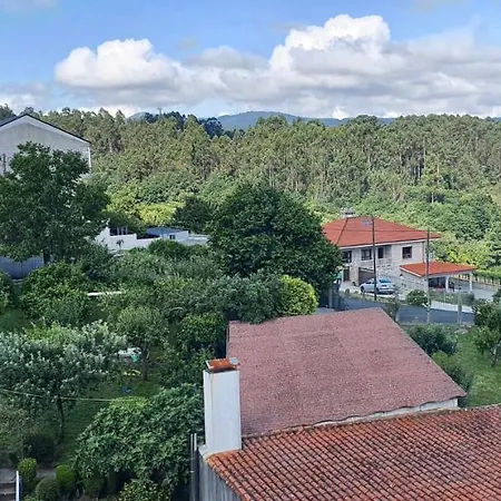 Adeines Viviendas Uso Turistico * A Estrada