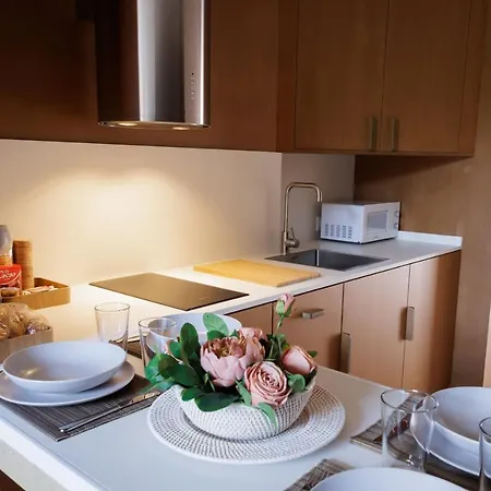 Adeines Viviendas Uso Turistico * A Estrada