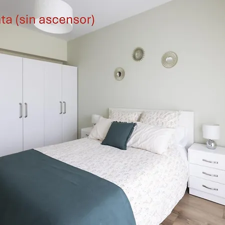 Adeines Viviendas Uso Turistico A Estrada